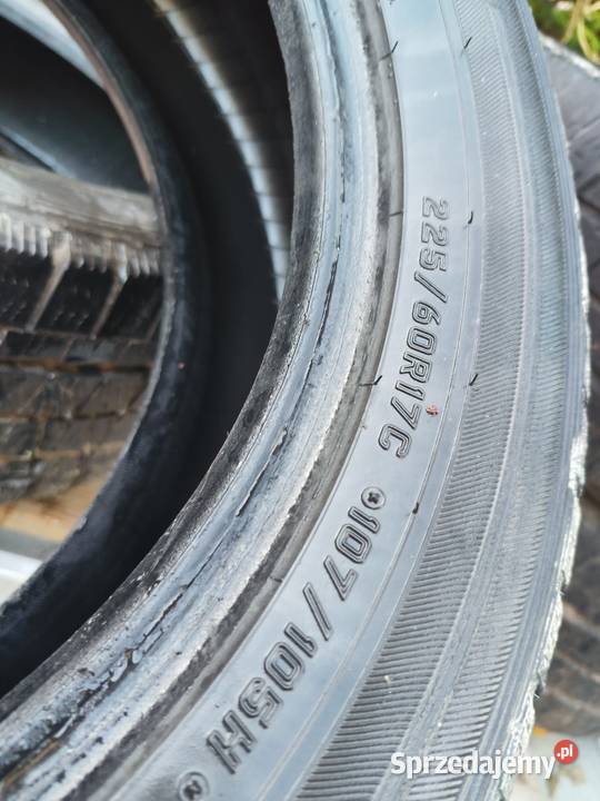 Falken opony 22560 r17 C do busa 60