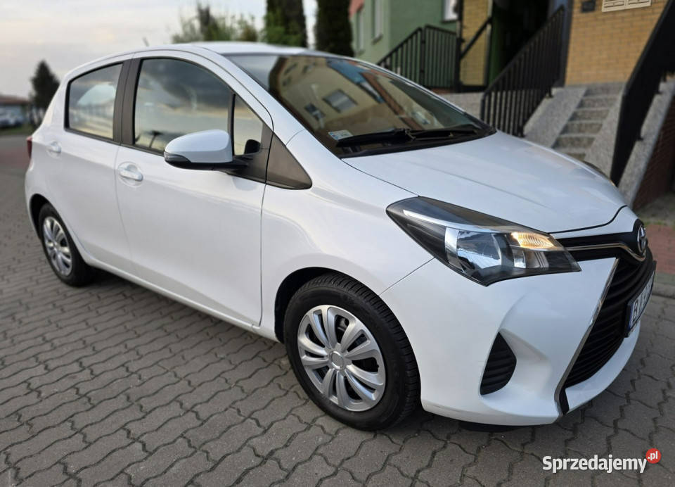Toyota Yaris 15rTylko Salon Polska 1Właściciel Białystok sprzedam