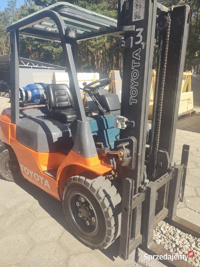 Toyota 7fg30 3 tony wózek widłowy Kaliska sprzedam