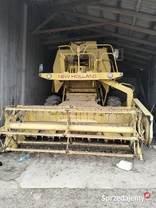 HOLLAND 1530 SPROWADZONY New Holland Zbożowe świętokrzyskie Lechów