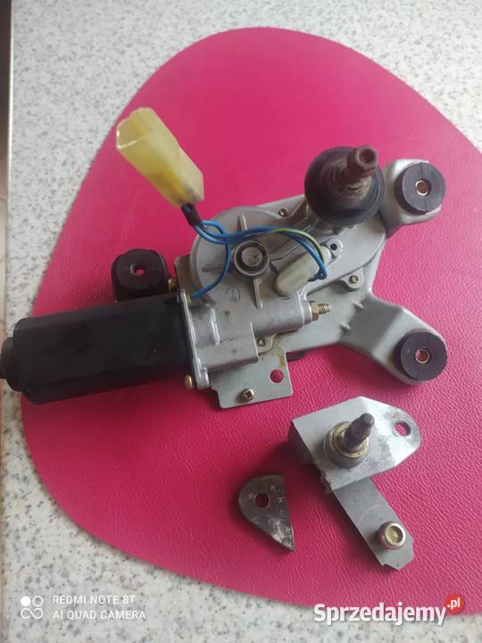 Toyota land cruiser 100 Silniczek wycieraczki