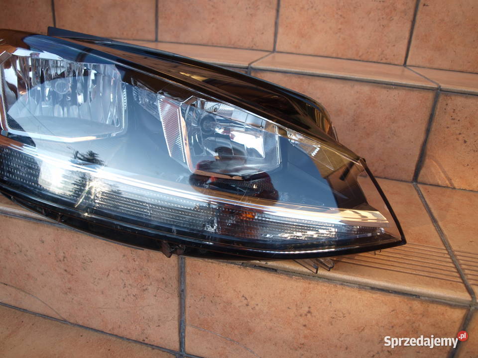 VW Golf 7 VII lampa prawa przód zwykła 2017 wielkopolskie Kalisz