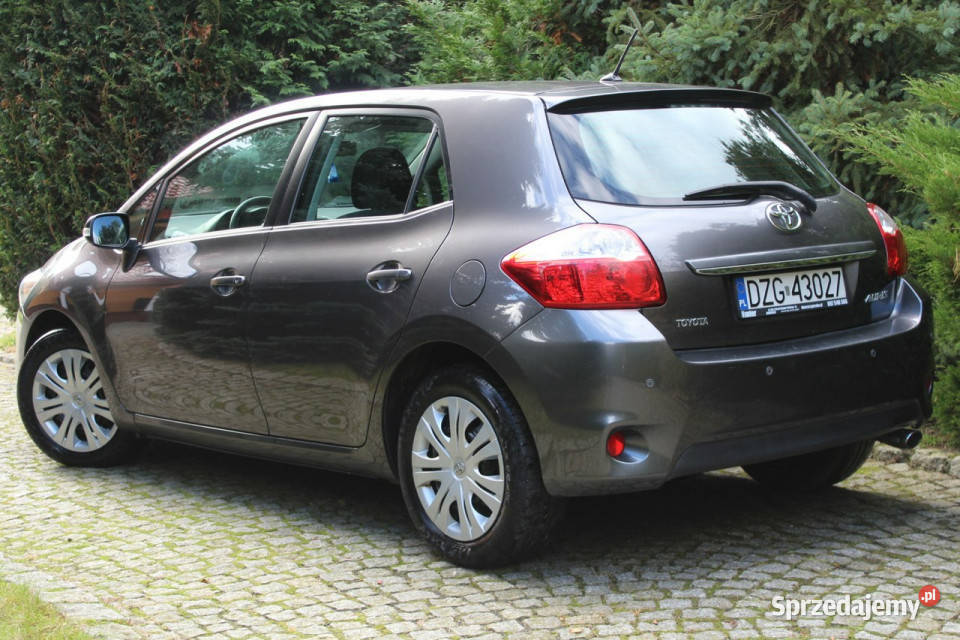 Toyota Auris Benzyna 134 Automat Zarejestrowana wielofunkcyjna kierownica Lubań