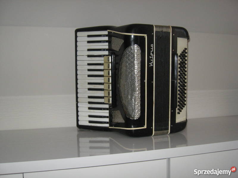 SPRZEDAM AKORDEON VICTORIA