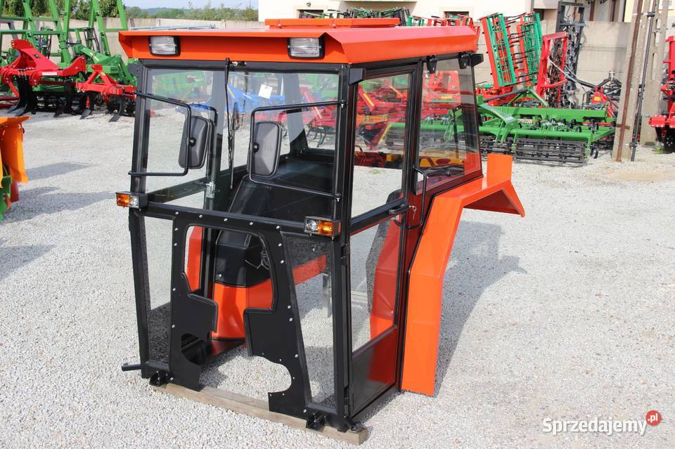 Kabina Do Ciągnika MF255 Szyszka DLUX Części zamienne Rogóźno