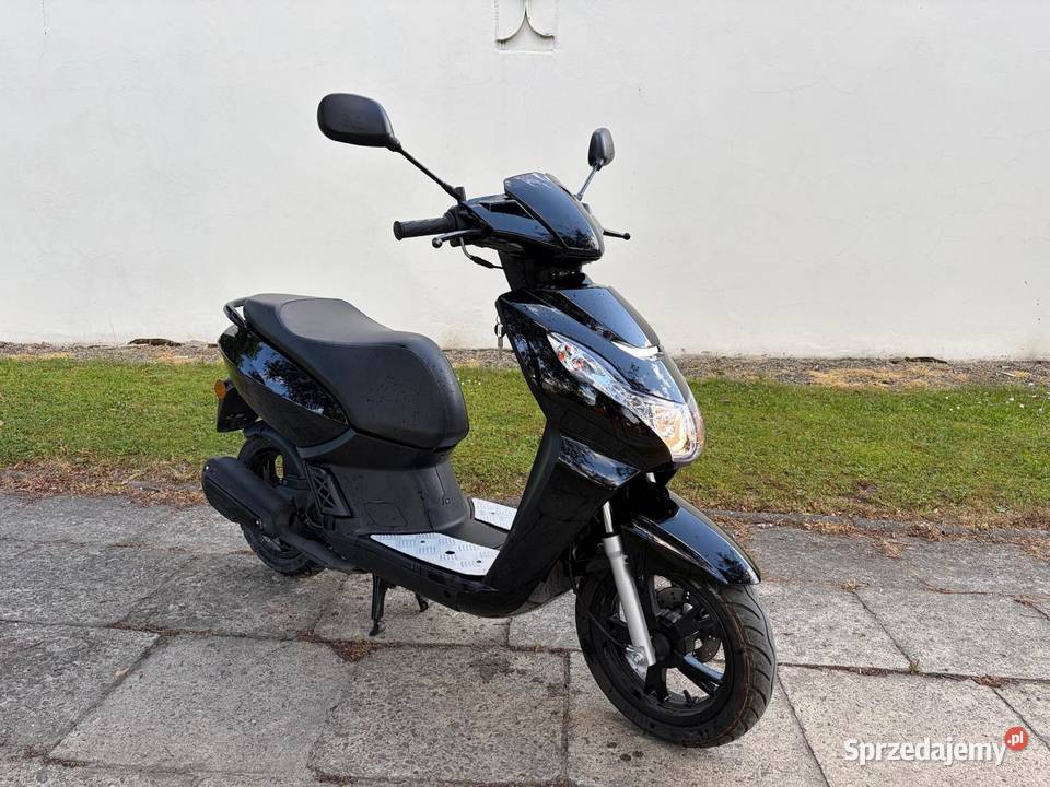 Peugeot KISBEE 2023 R 50 4T SKUTER LIFT LED 100