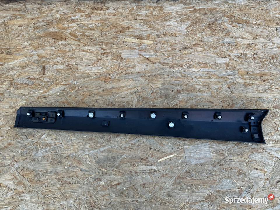 Listwa drzwi przód prawa rh Mazda cx3 cx3