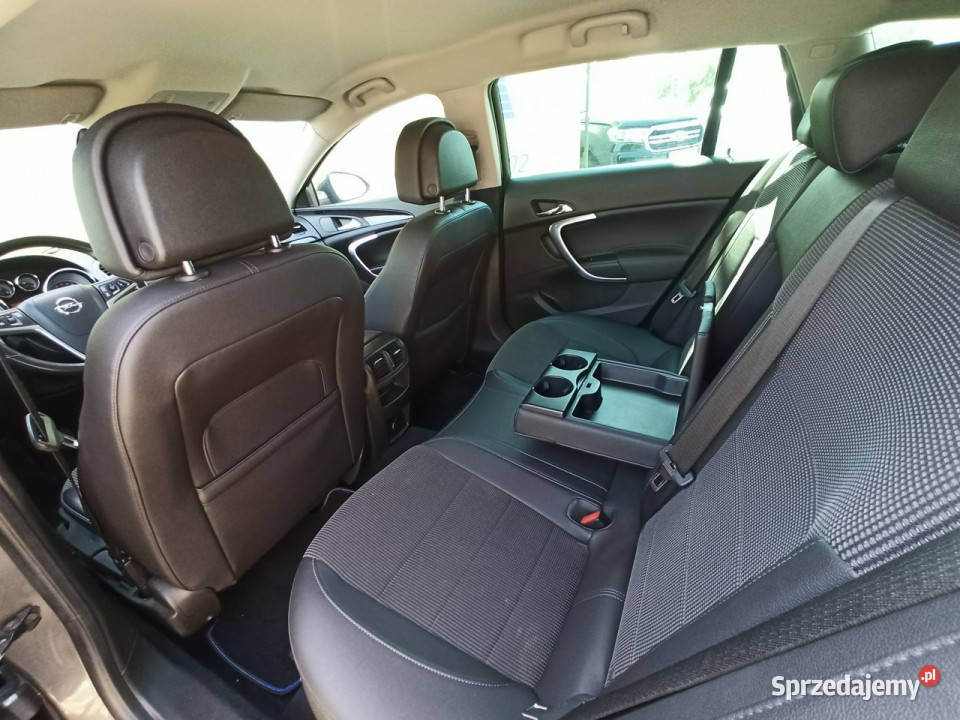 Opel Insignia 6 lat w kraju Serwis A 20082017 nawigacja