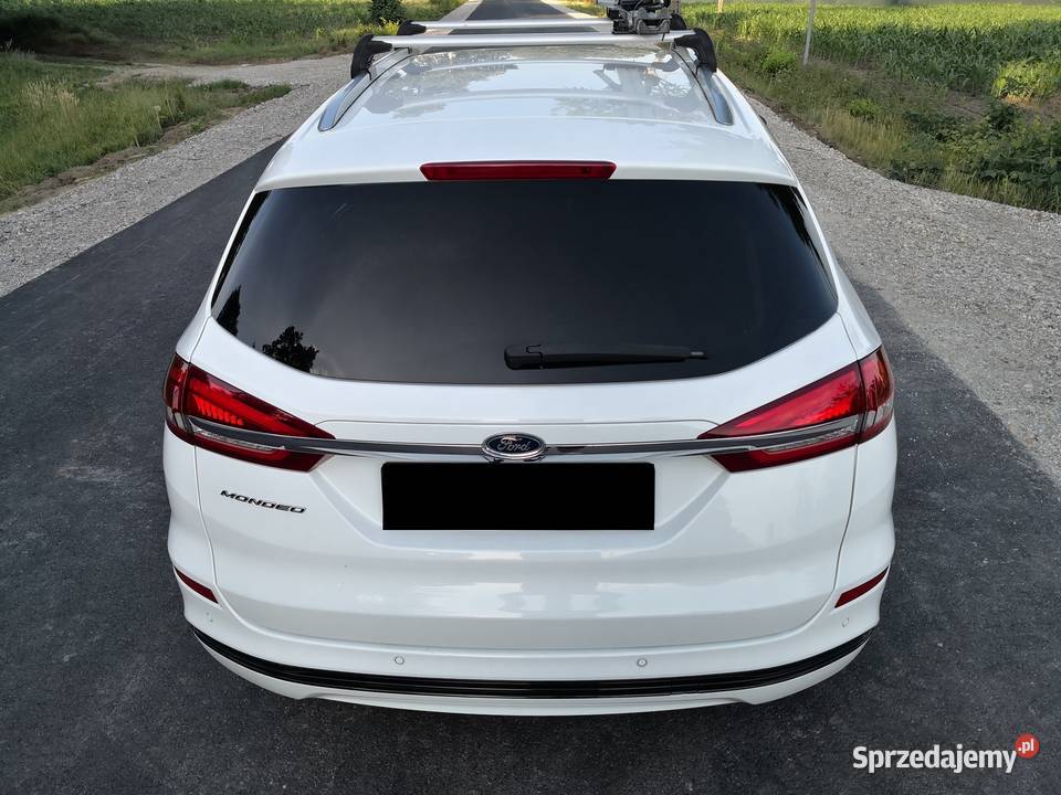 Ford Mondeo Titanium Bogate wyposażenie Full Led Rok produkcji 2018