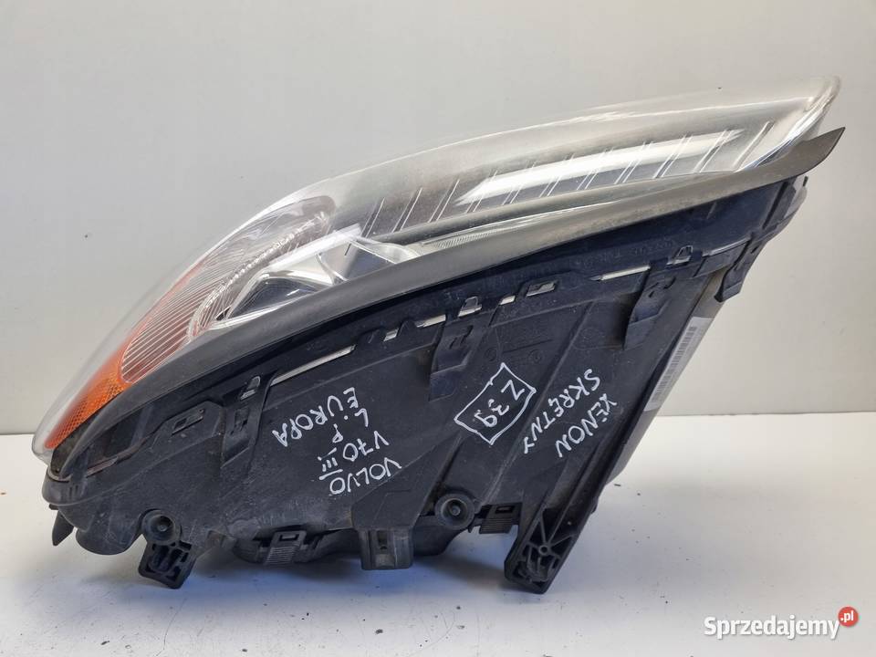 Volvo V70 XC70 III S80 II PRZEDNIA LAMPA LEWA Janów sprzedam