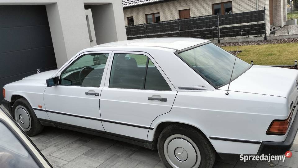 Mercedes W201 190e 5 bieg wąska listwa bez rdzy 2000cm3 wielkopolskie Kostrzyn