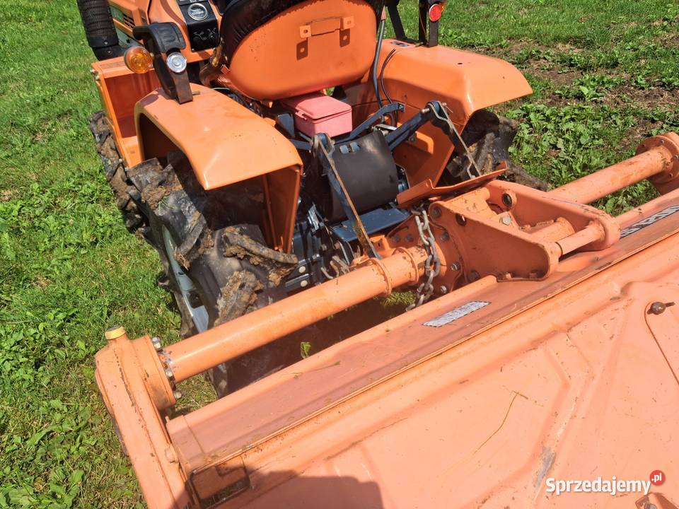 Kubota B1400 4x4 glebogryzarka Konary