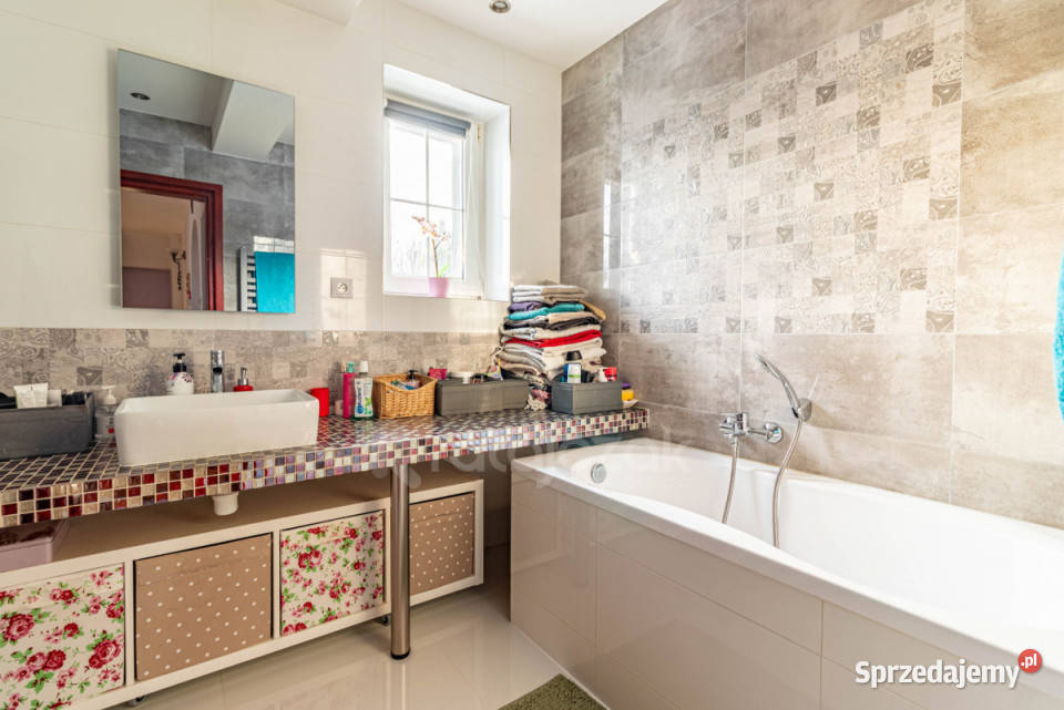 Dom wolnostojący Nadole 1651 metrów blacha