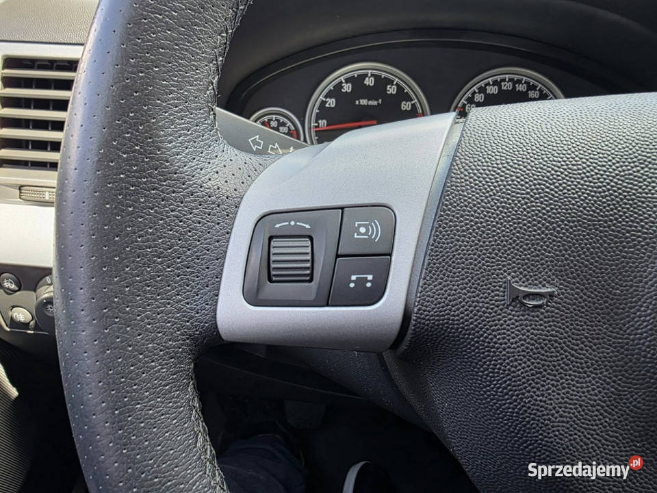 Opel Vectra 18 Benzyna 122 Klimatyzacja Komputer pomorskie Słupsk sprzedam