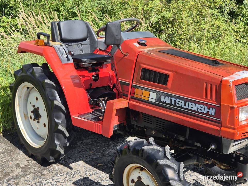 Traktorek traktor MITSUBISHI MT18D 44 Małuszyn