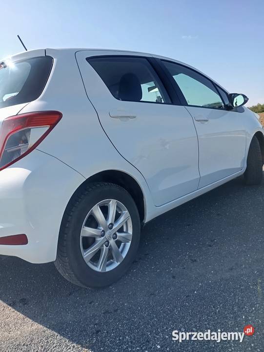 Toyota Yaris 2013 14 wielofunkcyjna kierownica Biała Podlaska