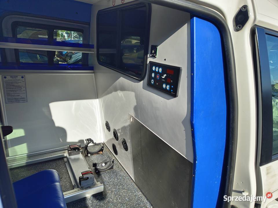 VOLKSWAGEN CADDY IV MAXI ZABUDOWA KARETKA Rawa Mazowiecka