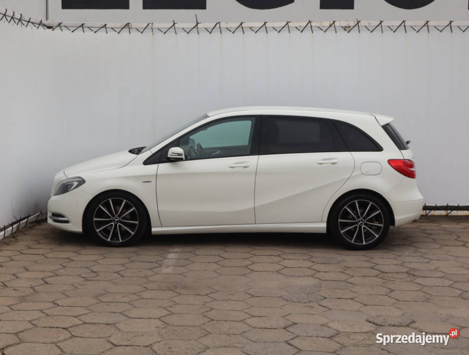 Mercedes B B 180 CDI Rok produkcji 2011 Łódź