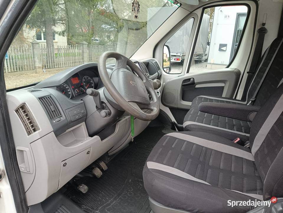 Auto laweta Peugeot boxer 30 diesel ładowności Jarosław