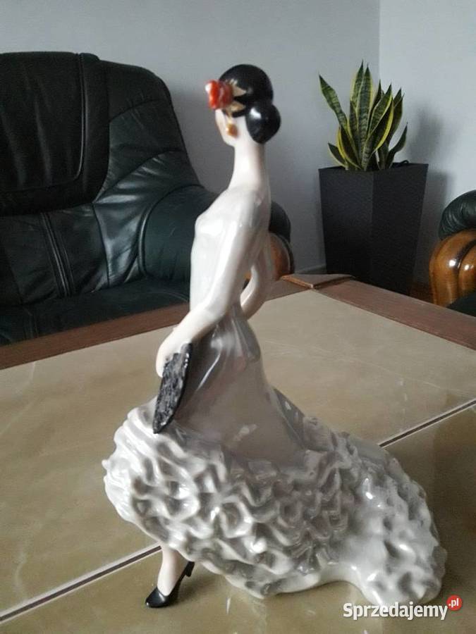 Porcelanowa figurka Carmen Kijów Ukraina Porcelana i szkło Janów Lubelski