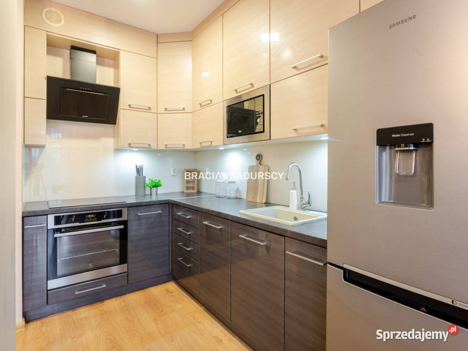 Mieszkanie 4637m2 2 pokoje Kraków Chełmońskiego