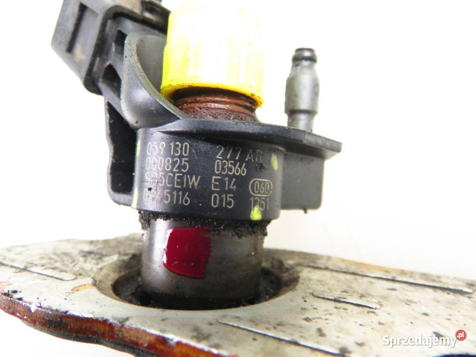 WTRYSKIWACZ AUDI A4 B8 SEDAN 30 TDI 059130277R