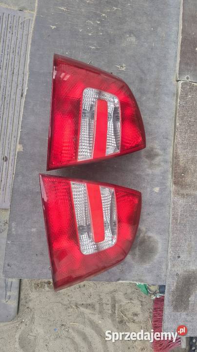 Progi i lampy tylne skoda octavia 2 Kąty sprzedam