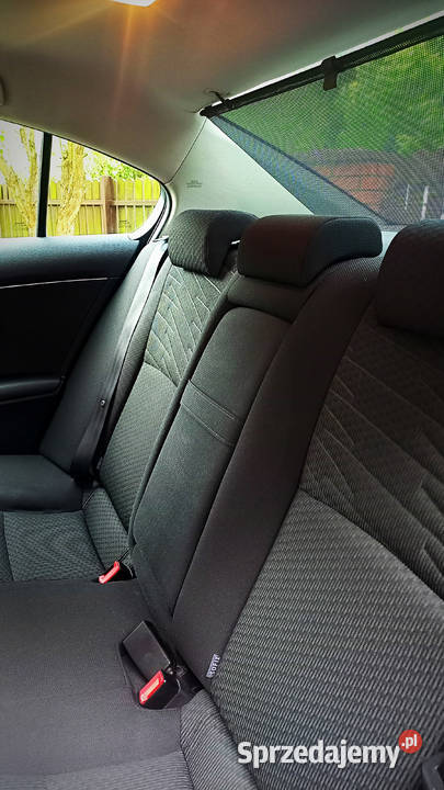 Toyota Avensis Salon Polska Bezwypadkowy radio Warszawa