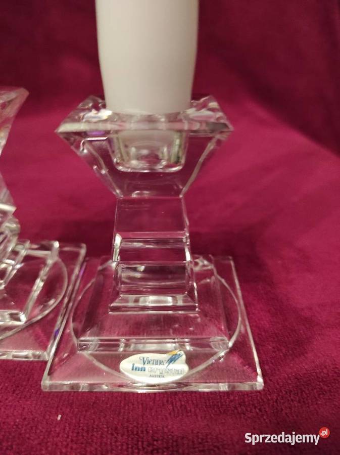 ZESTAW KRYSZTAŁOWYCH ŚWIECZNIKÓW STOŁOWYCH