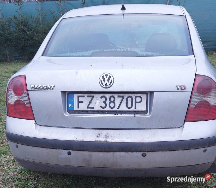 PK 2003 Volkswagen Passat 64000 Ługi