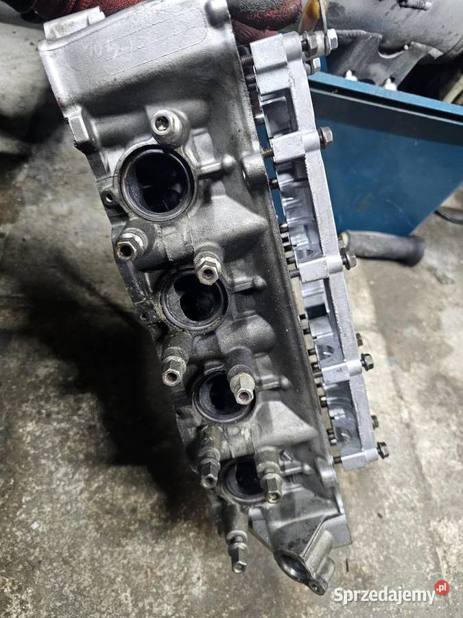 Honda CBR 600 f4i głowica CBR600 F4 cbr600f4i Cylindry, głowice, pierścienie Jelenia Góra