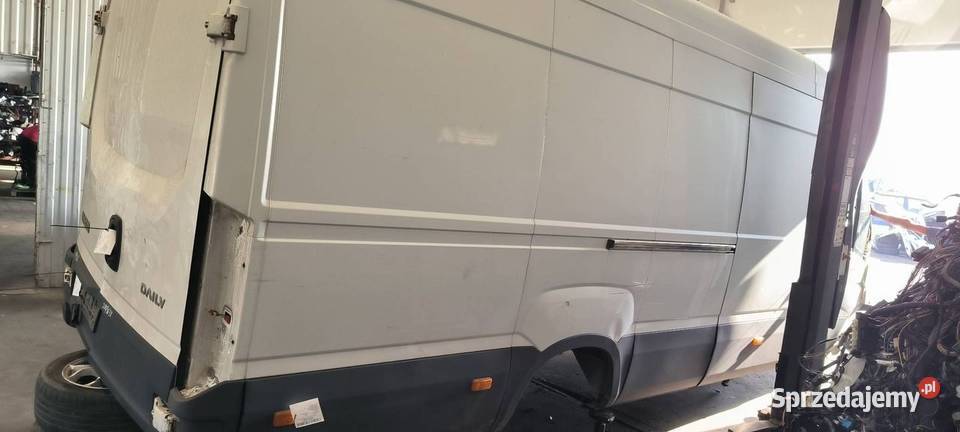 ĆWIARTKA BŁOTNIK PRAWY TYŁ IVECO DAILY 35S18 osobowe Lipno