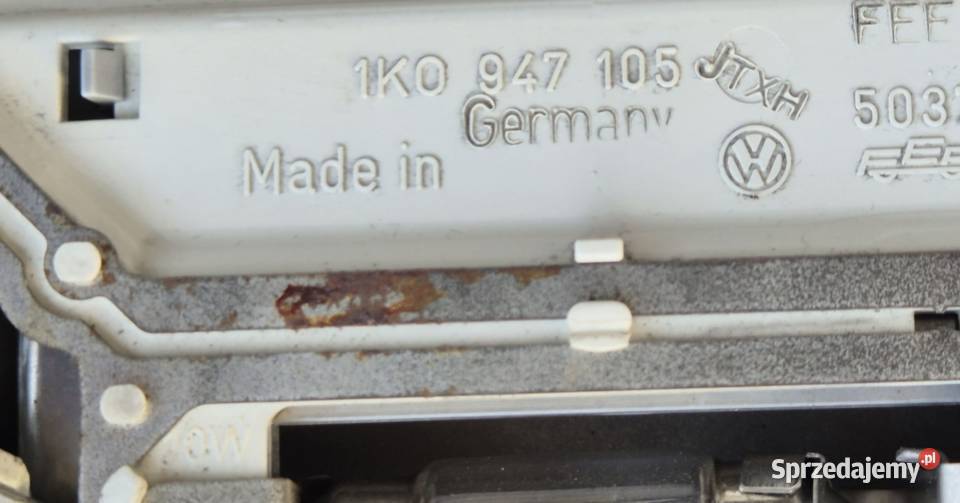 LAMPKA PODSUFITKI VW GOLF V 1K0947133A Działoszyce