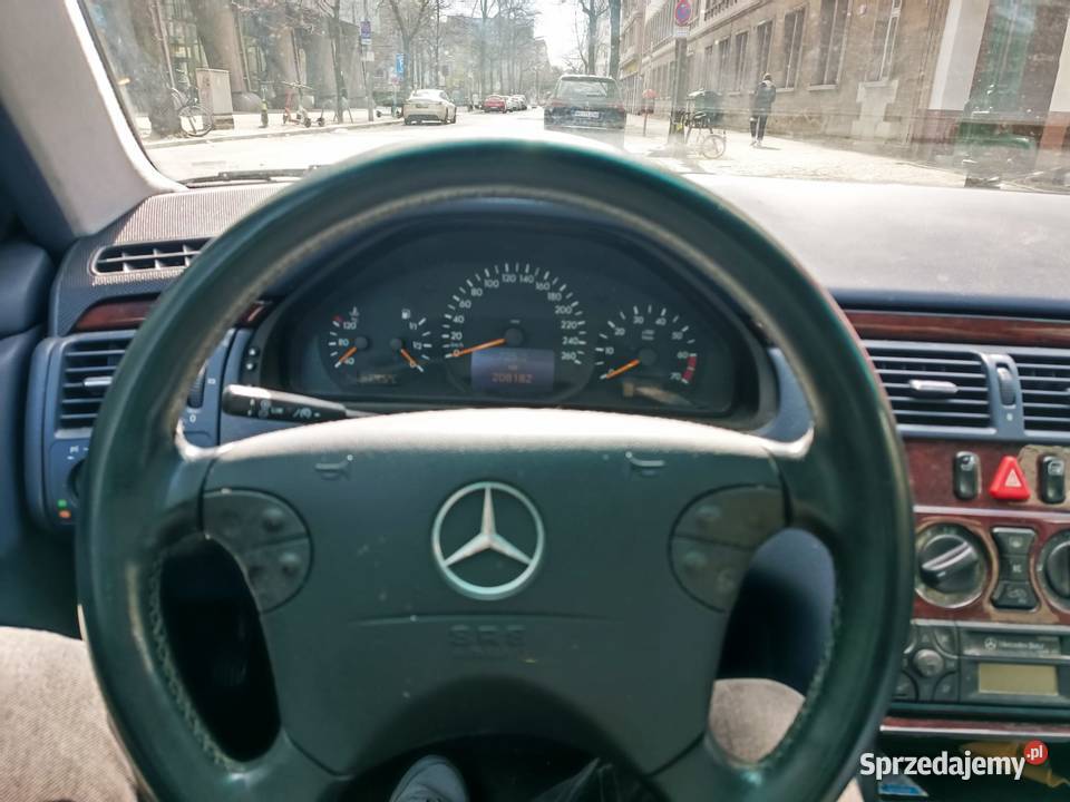 Mercedes W210 1999 28 V6 Klasa E Środa Wielkopolska