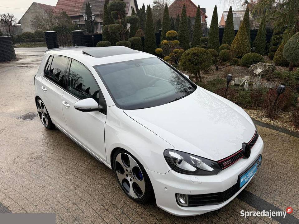 Volkswagen Golf VI 20 GTI 210 2010r 1984cm3