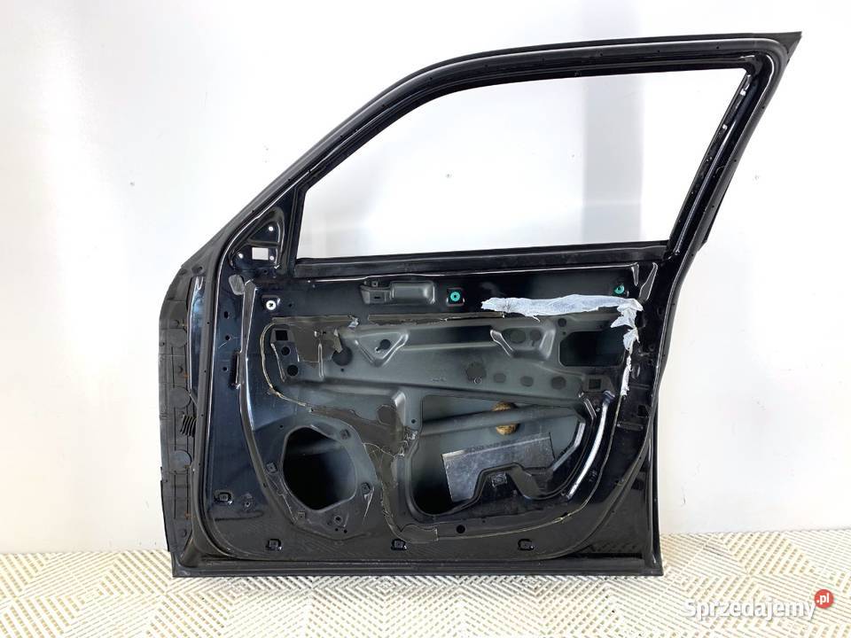 DRZWI PRAWY PRZÓD CHRYSLER 300C SedanLimuzyna Drzwi