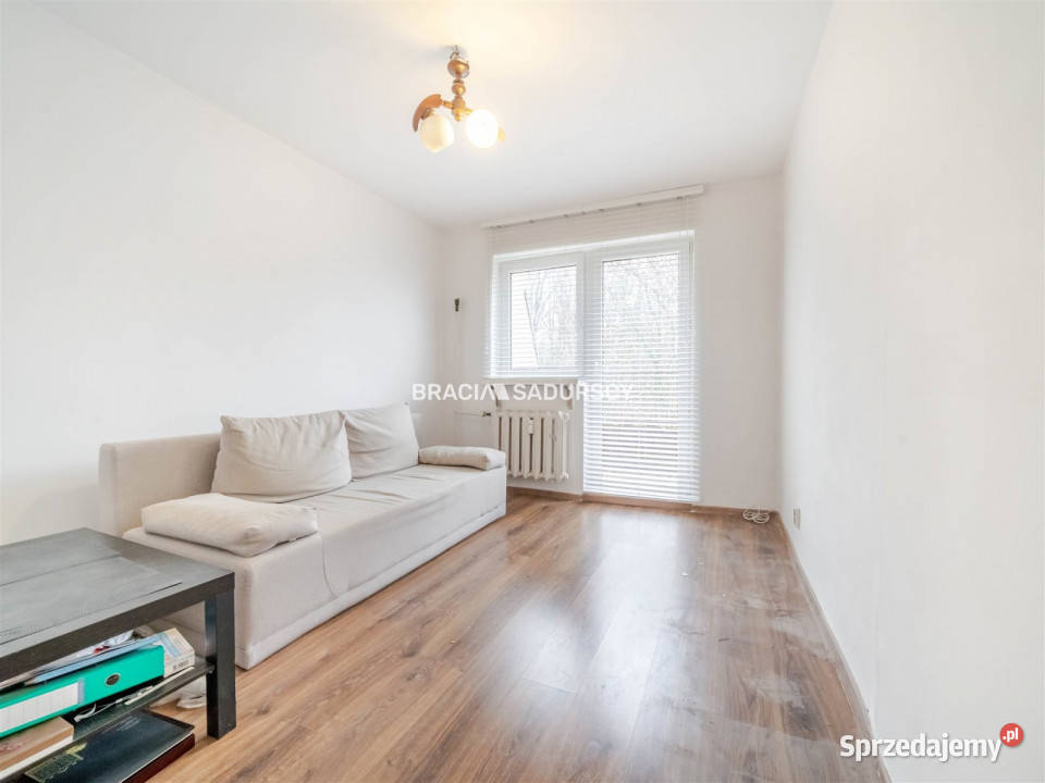 sprzedaży mieszkania Kraków 5554 metry 3 pokoje