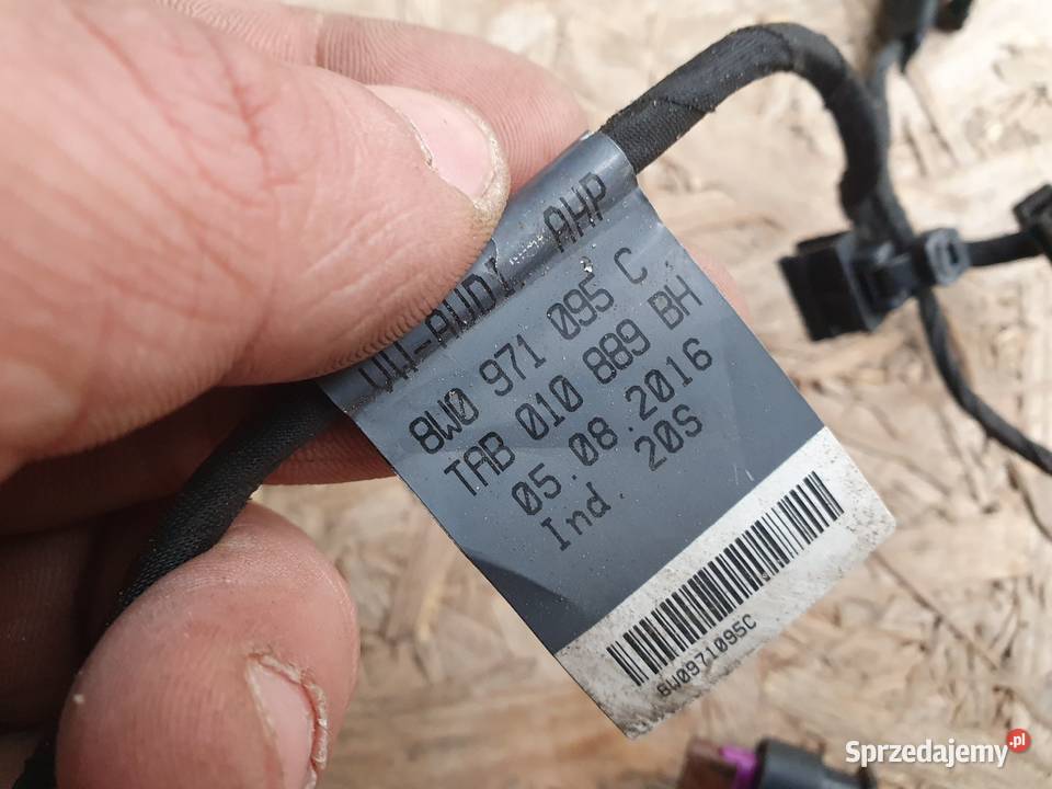 AUDI A4 B9 8W WIĄZKA INSTALACJA PDC PRZÓD Międzychód sprzedam