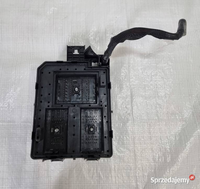 OPEL CORSA E 14 SKRZYNKA PUSZKA BEZPIECZNIKOW kujawsko-pomorskie