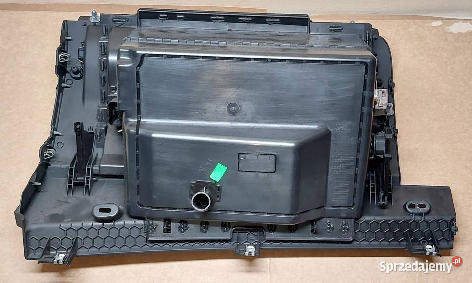 SCHOWEK PASAŻERA VW TOUAREG 7P 7P1857097A 81U Schowki, półki Mielęcin