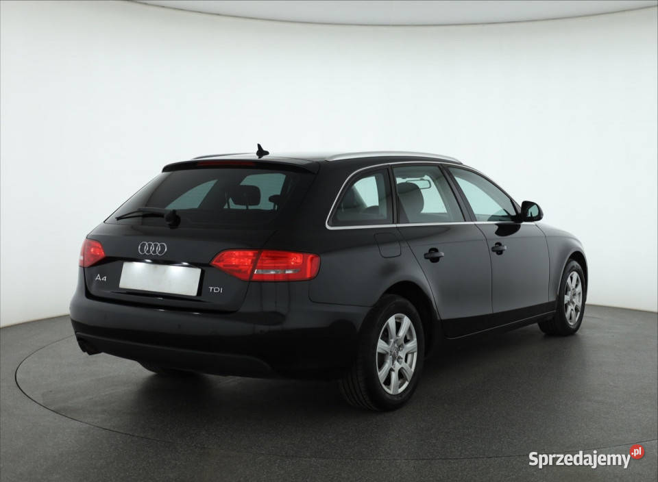 Audi A4 20 TDI nieuszkodzony Piaseczno sprzedam