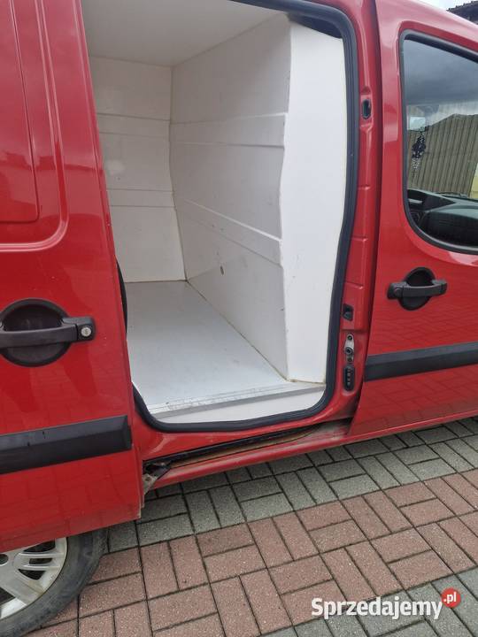 Fiat doblo Rok produkcji 2010 Żelisławice