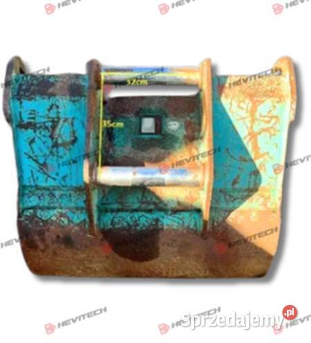 Komplet 3 łyżek z mocowaniem S60 ok 1214 ton w Gądki sprzedam