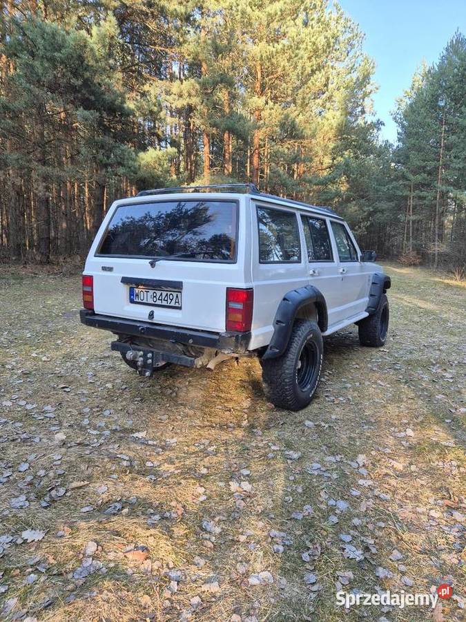 Sprzedam Jeep XJ 40 LPG Starachowice