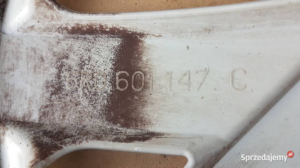 VW POLO 6R0 KOŁPAK 15 6R0601147C Skarżysko-Kamienna sprzedam