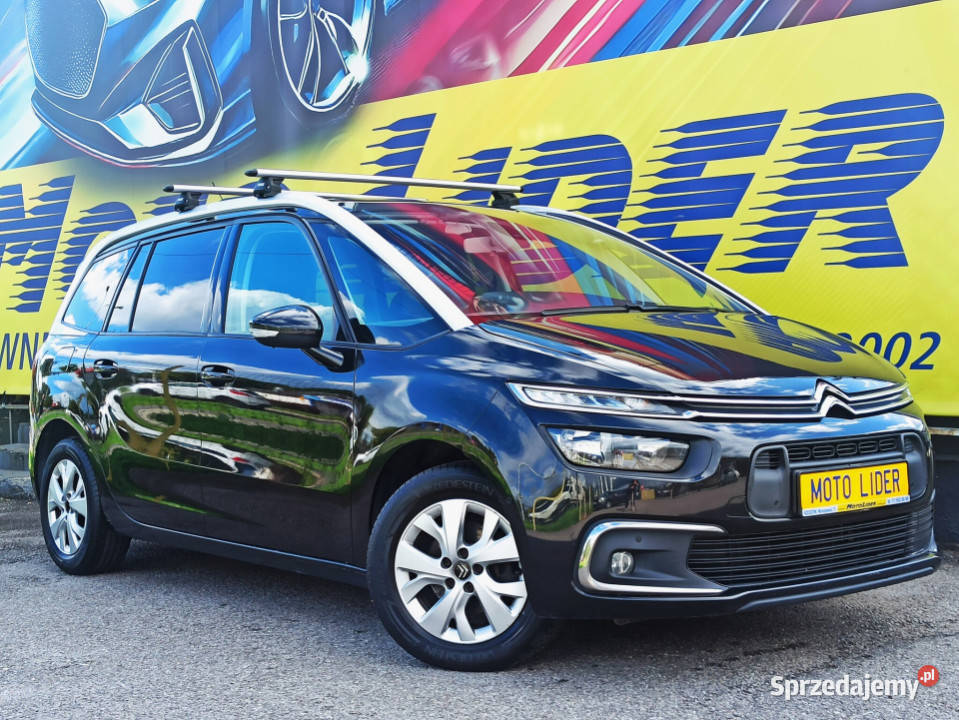 salon Polska nowy silnik 7 osób 1560cm3 Rzeszów