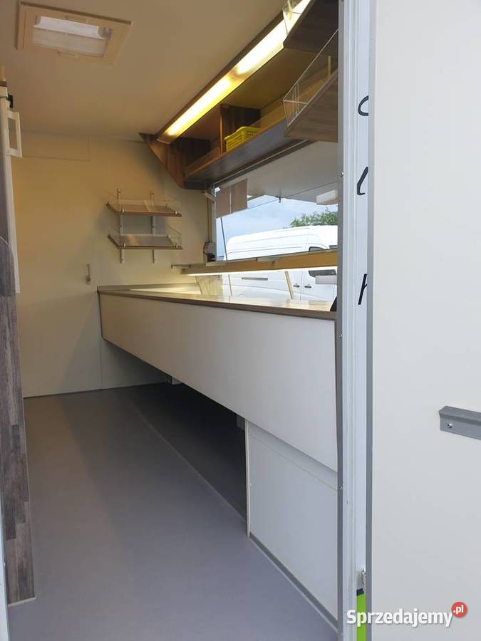 Renault Master Autosklep food truck wędliny