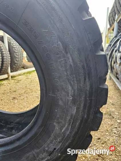 Opona 335 80 R 20 MICHELIN 80 Koluszki