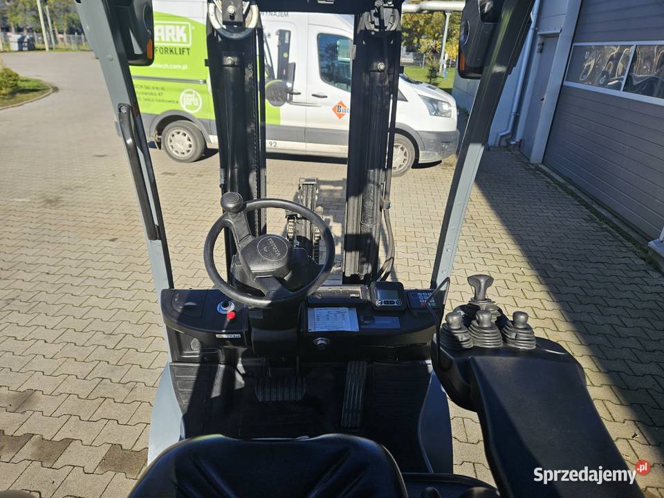 Toyota 8FGF18F wózek czołowy LPG Wrocław