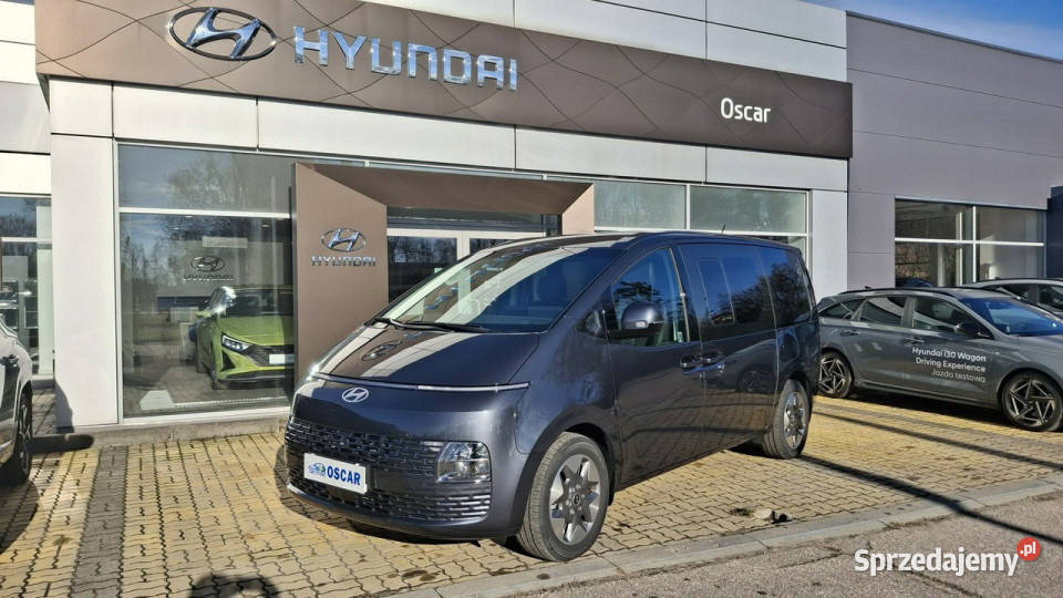 Hyundai Staria Smart Vip 16 TGDI HEV 6AT 2WD 225 przyciemniane szyby Ostrołęka